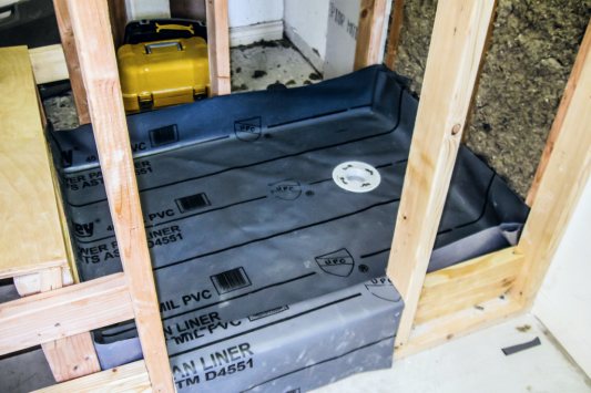 Aviary-Photo_1305985336959328141